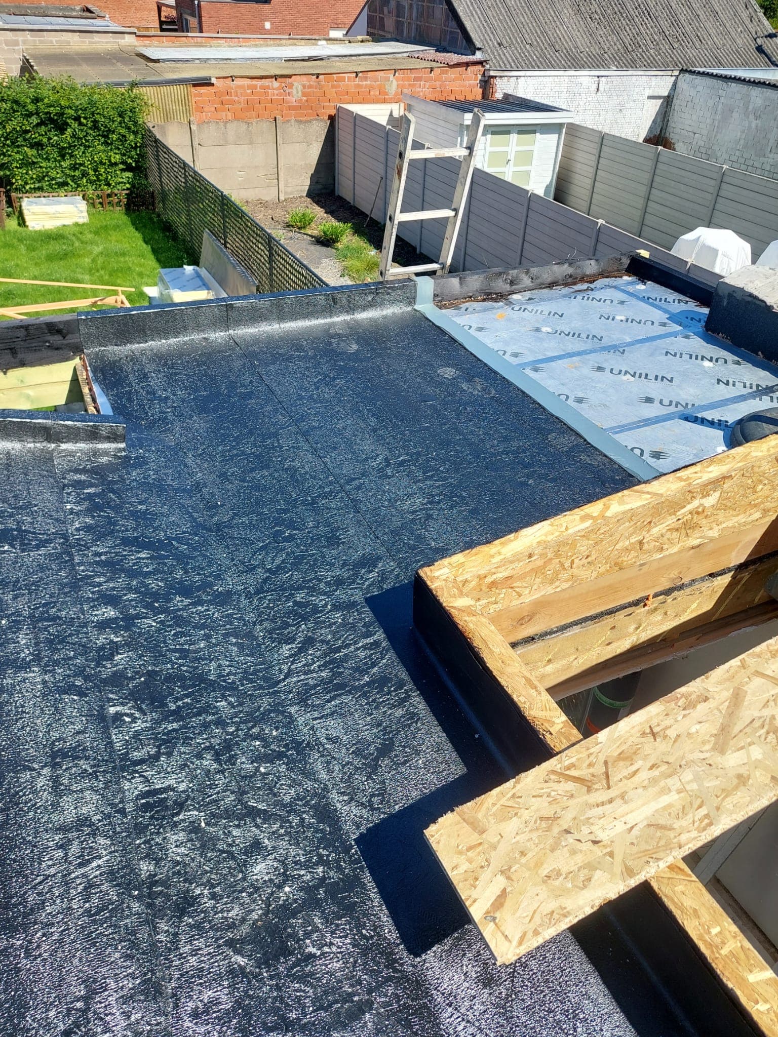 Dakisolatie in uitvoering door HOME-RENOVATION